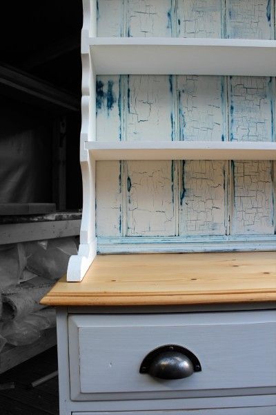 Crackle glaze effect on furniture painting course
