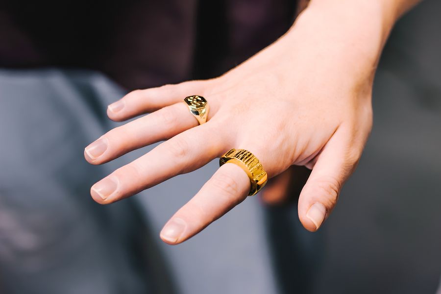 Finished brass gold-plated rings. Please note that there is an option at the end of the class to get your wax carved jewellery master, casted and polished into a finished item by us. It takes 3-4 weeks to do so.