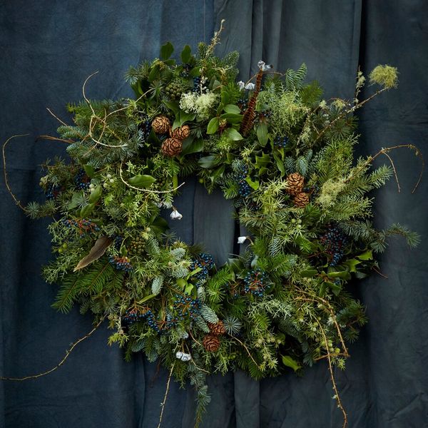 Example Christmas wreath making wreath