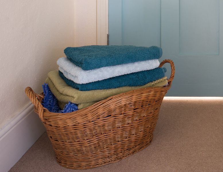 Oval Laundry Basket made by Jane Welsh. Photo by Helge Mruck
