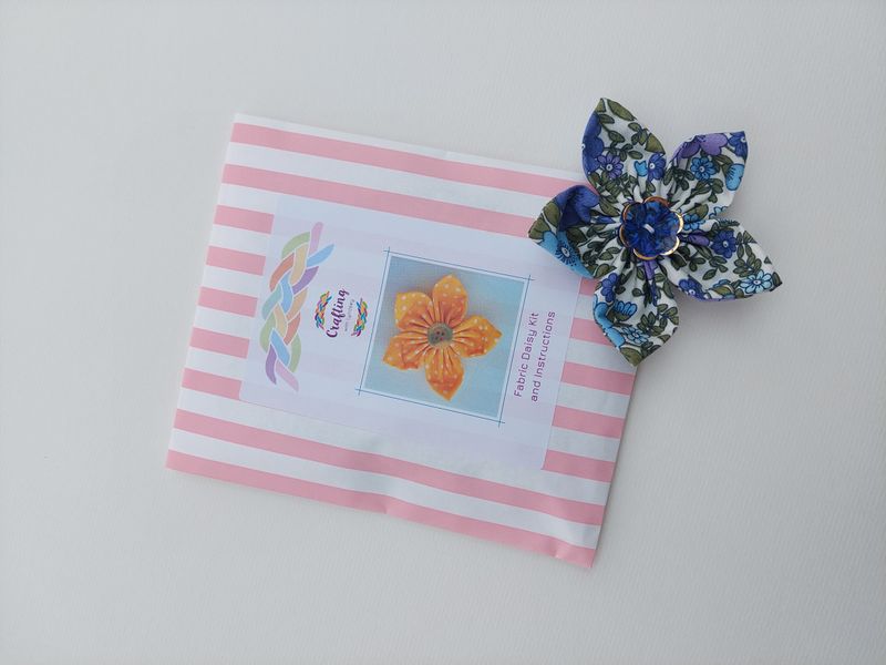 Fabric Daisy Brooch Kit