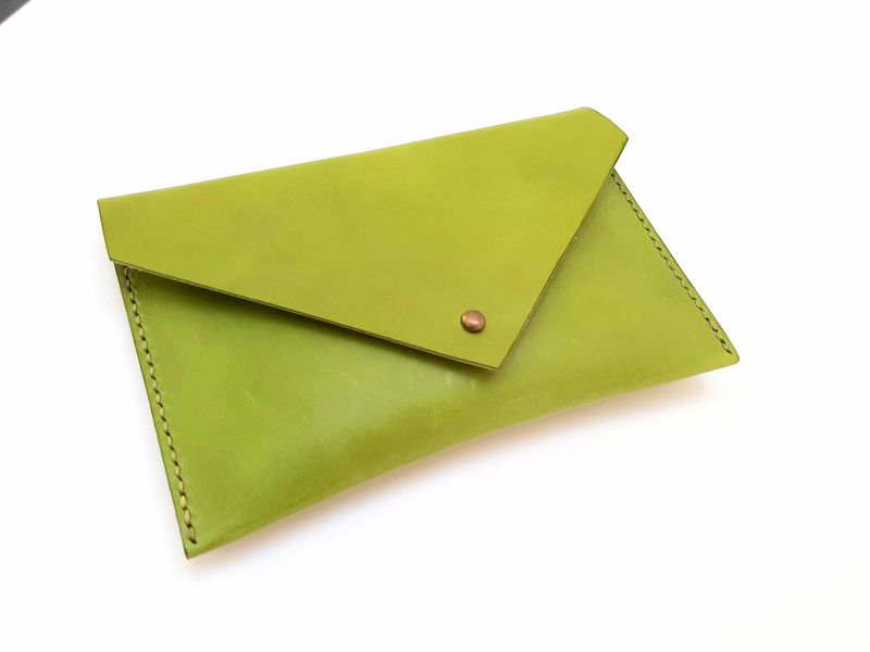Simple but perfectly formed envelope style clutch.