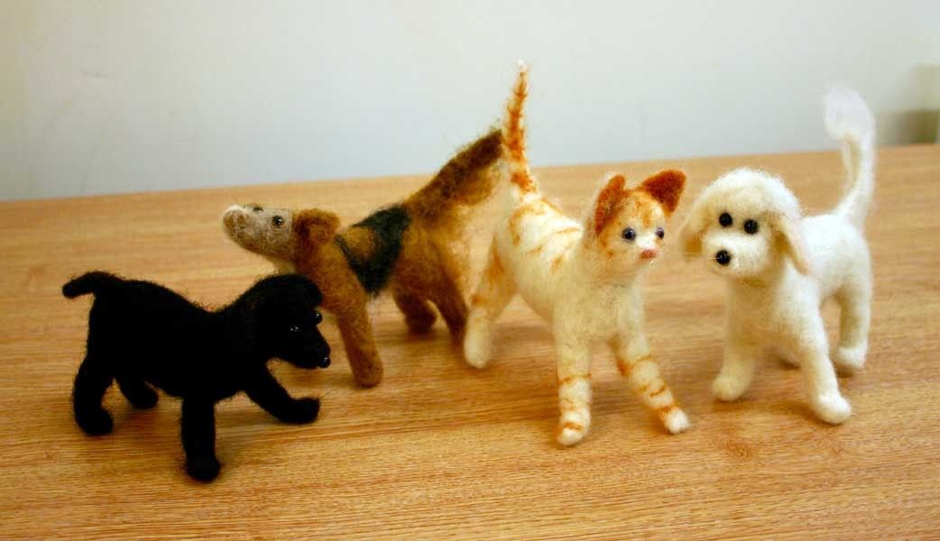 Students Needle felted dogs and a cat