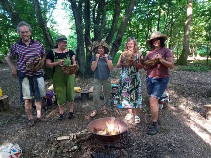 Weaving at Knowlands