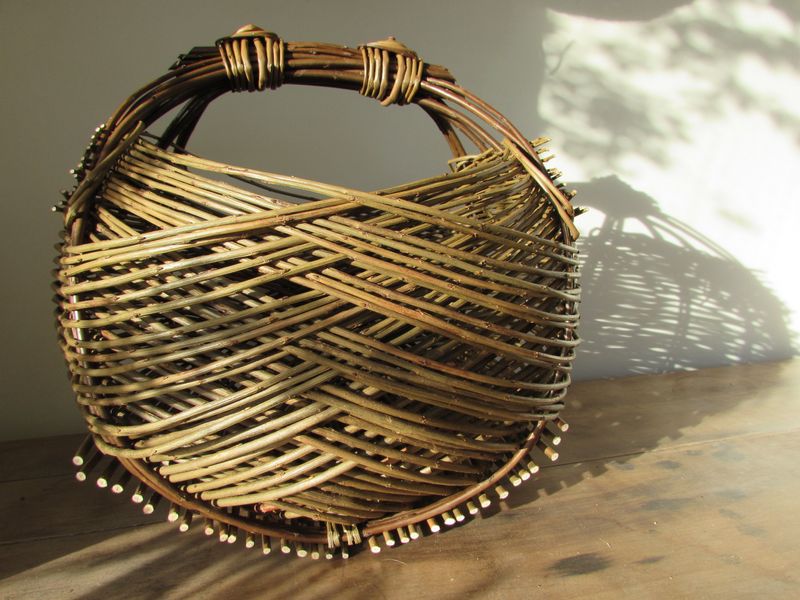 Round Willow Zarzo Basket