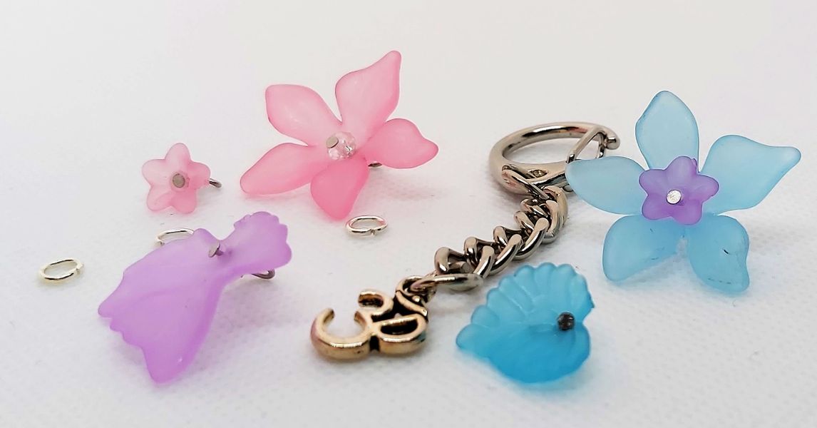 ♥ Kit Contents for your Yoga Bag Charm/Key Ring ♥