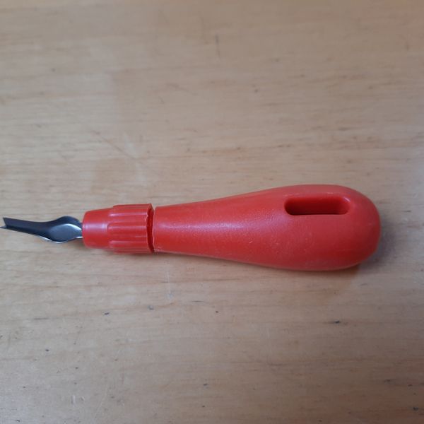 A lino-cutting tool
