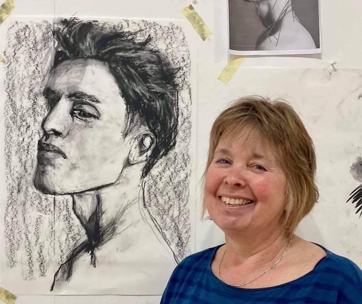 Fiona's wonderful charcoal drawing during a Human Face Explored 1-2-1