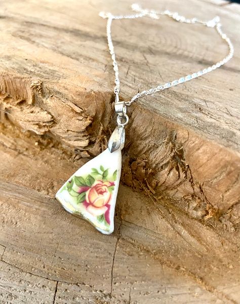 Vintage china pendant