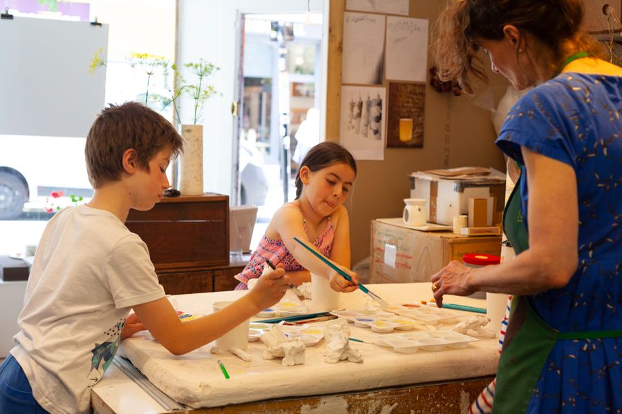 Children's glazing class