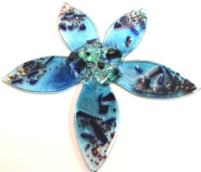 Fused glass hanging flowers