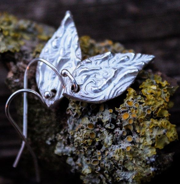 Textured leaf shaped earrings
