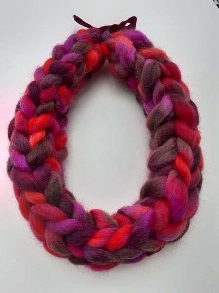 Red/Pink yarn colour choice