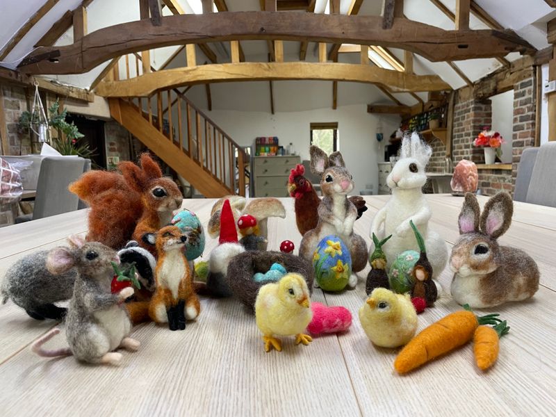 A bevvy of Cecily Kate's needle felties having a pow wow at The Oast Studio
