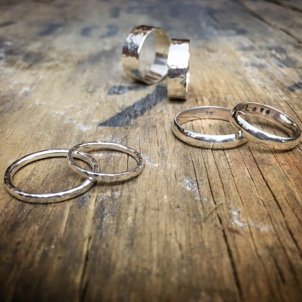 Examples of silver wedding rings