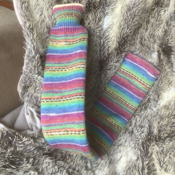 Extra long hot water bottle with handmade cover ( yarn design Charlie) 