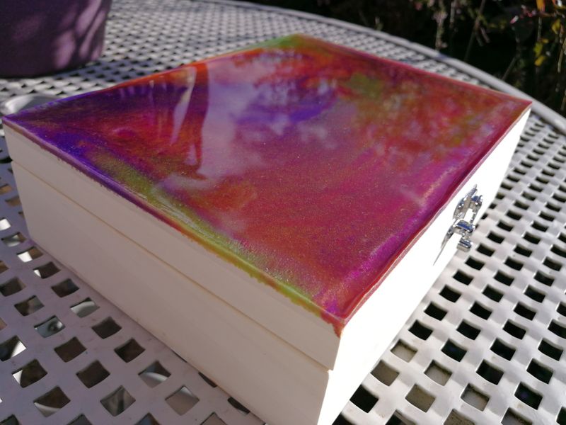 Tea box with resin cover
