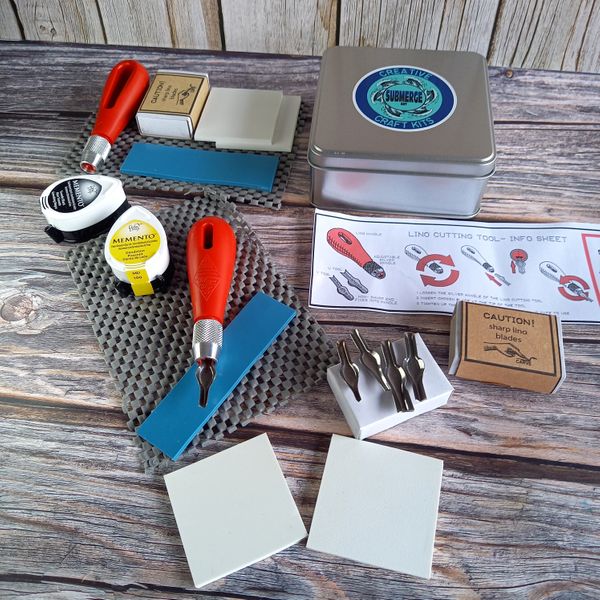 Square carving kit contents