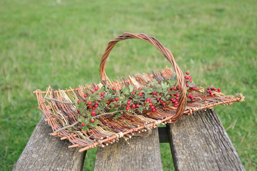 A willow flower basket