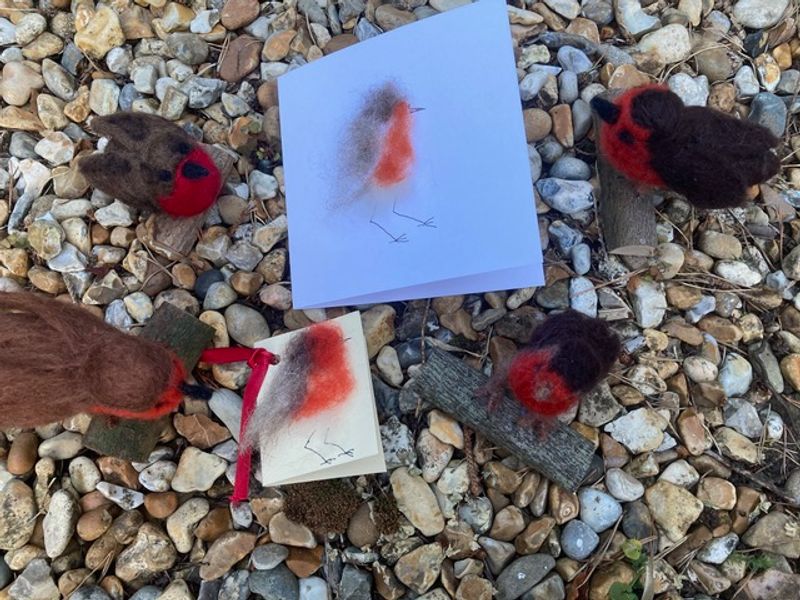 variety of robins made with card and gift tag