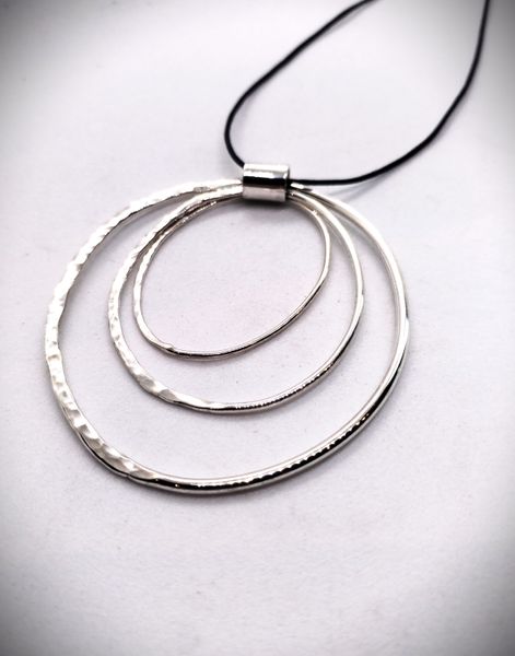Silver wire pendant