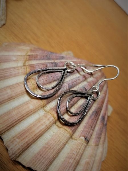 drop earrings in wire
