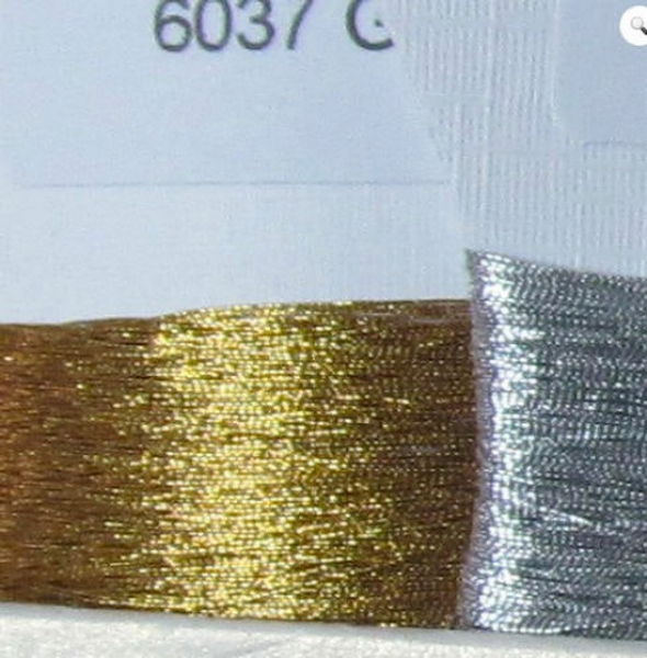 Highly lustrous metallic threads