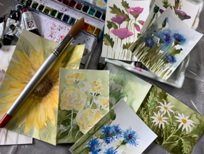 Paint a number of mini floral masterpieces on this workshop! 