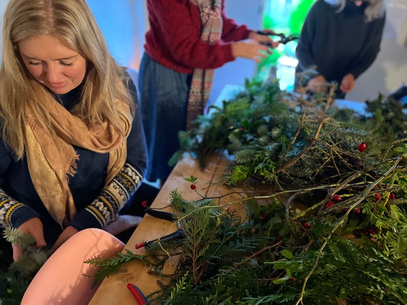 Local greenery for a 100% natural wreath