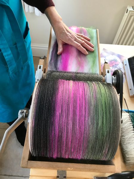 creating a gradient on a drum carder