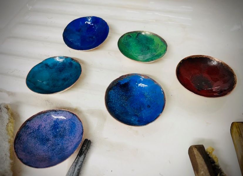 Enamel bowls 