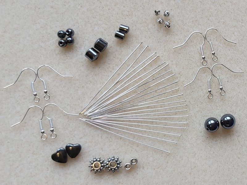 ♥ HEMATITE AND FINDINGS COLLECTION ♥