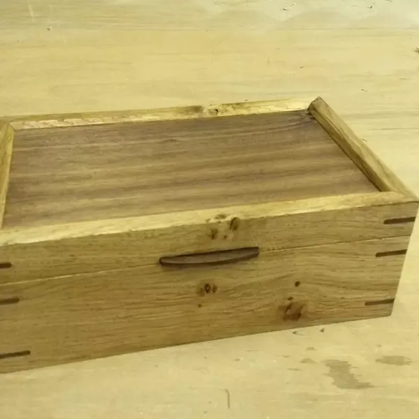 Pippy oak box made by student James!!