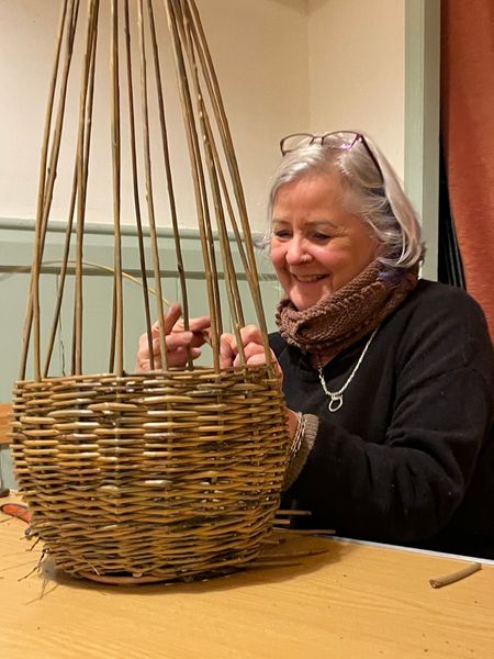  Making a Berry Basket at a Willow Day Workshopworkshop